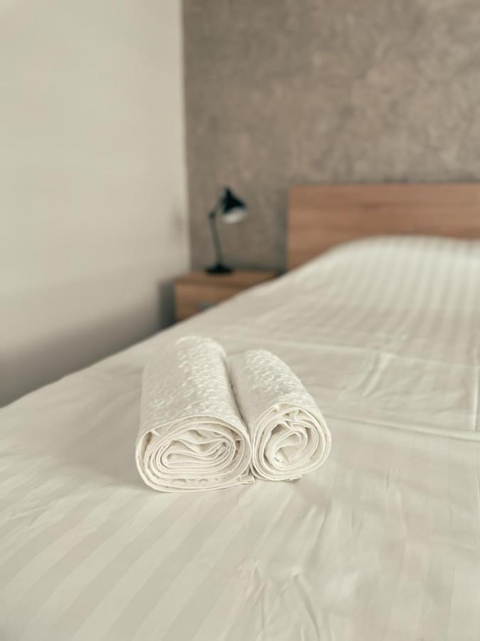 Апартаменты Cozy Glen Тыргу-Муреш Экстерьер фото